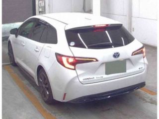 2024 TOYOTA COROLLA TOURING Active sports photo 2