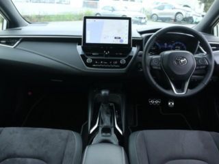 2025 TOYOTA COROLLA TOURING Exclusive to the Active Sports Special Edition photo 3