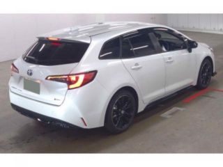 2024 TOYOTA COROLLA TOURING Active sports photo 2