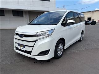 2021 TOYOTA NOAH X
