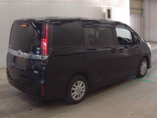 2021 TOYOTA NOAH Hybrid G photo 2