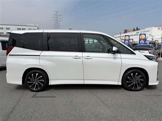2026 TOYOTA NOAH 1.8 Hybrid SZ Panoramic View M photo 4