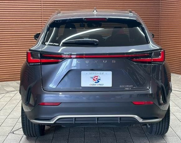 2022 Lexus NX350 F Sport photo 3