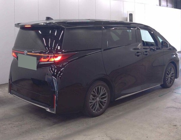 2025 Toyota Vellfire Z PREMIER photo 2