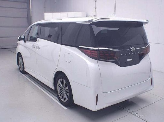 2025 Toyota Alphard Z 4WD photo 2