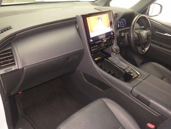 2025 Toyota Alphard Z 4WD photo 4