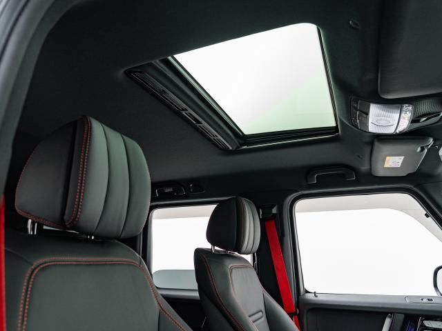 2022 Mercedes-Benz G-Class G350D AMG Line photo 4