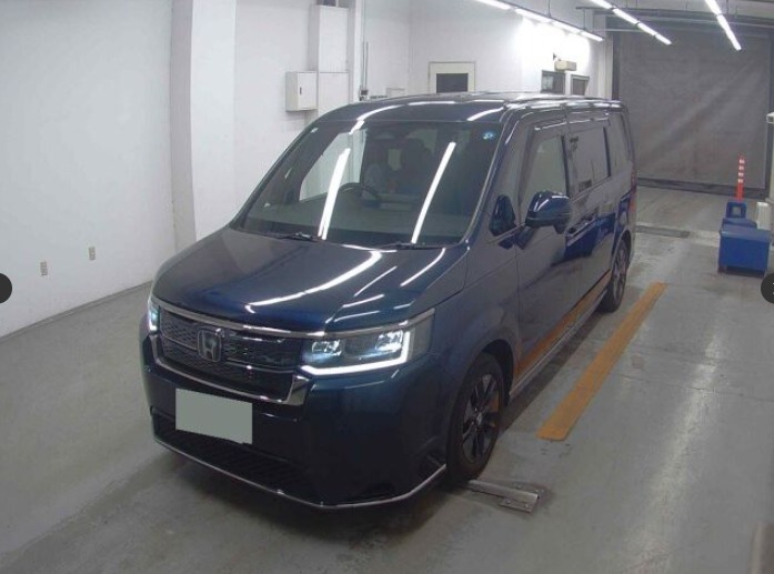 2024 Honda Stepwagon SPADA photo 3