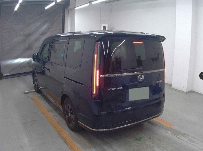 2024 Honda Stepwagon SPADA photo 4
