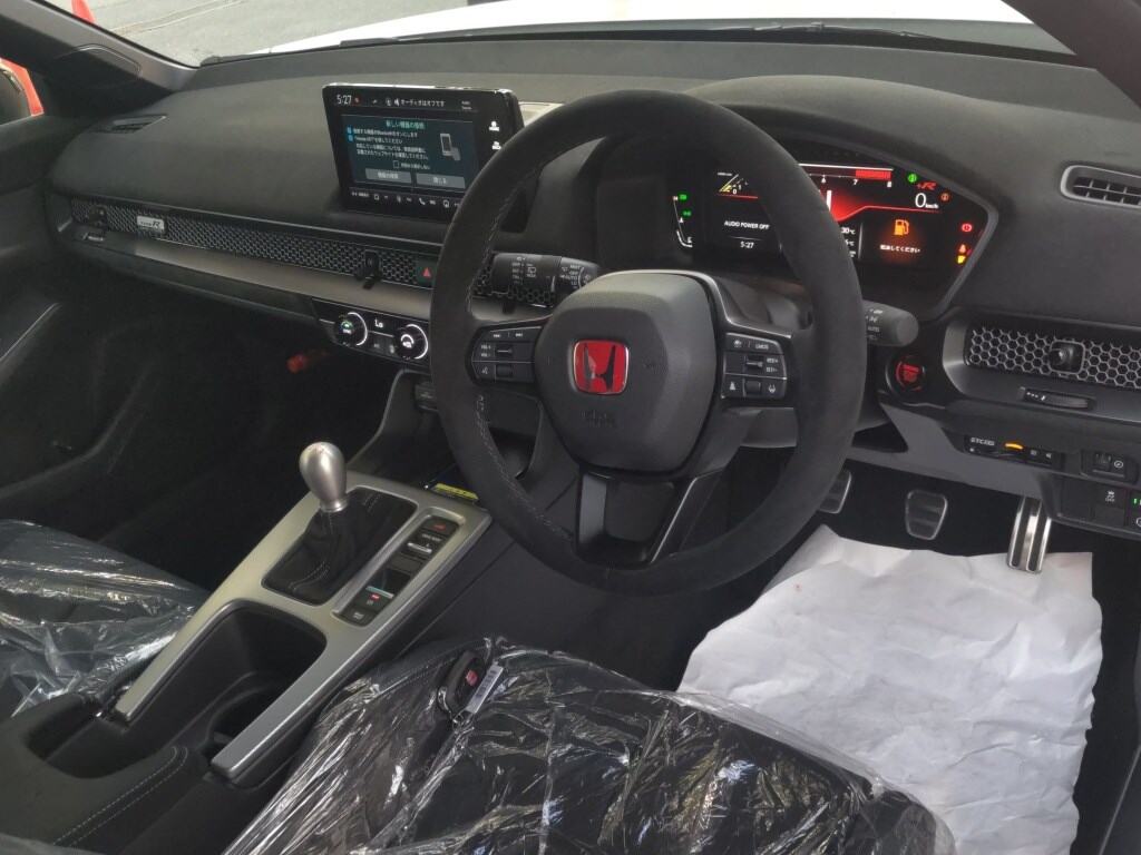 2026 HONDA CIVIC TYPE R RACING BLACK PACKAGE photo 3