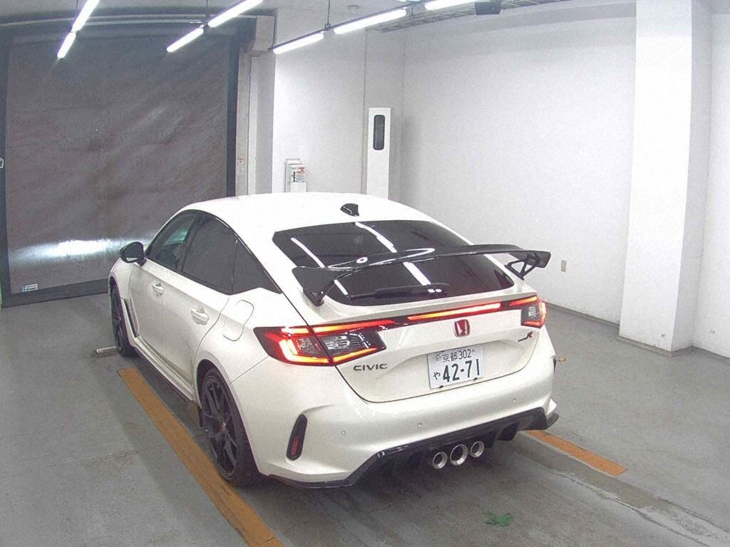 2026 HONDA CIVIC TYPE R RACING BLACK PACKAGE photo 2