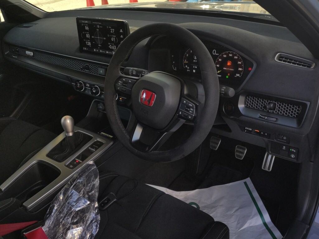 2026 HONDA CIVIC TYPE R RACING BLACK PACKAGE photo 3