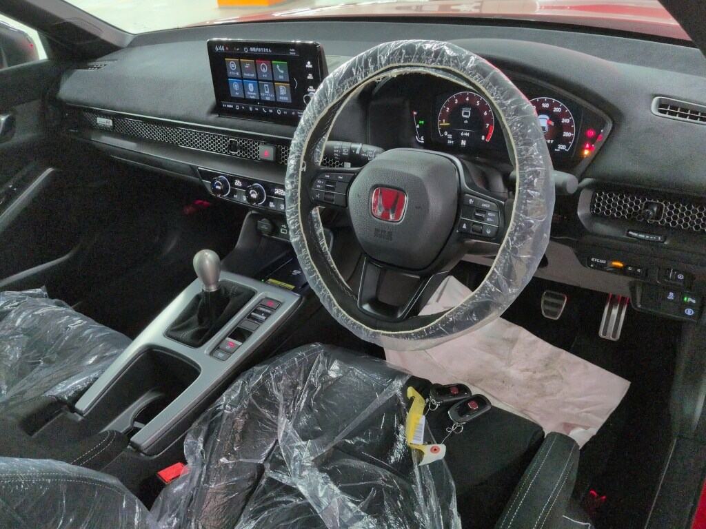 2025 HONDA CIVIC TYPE R RACING BLACK PACKAGE photo 3