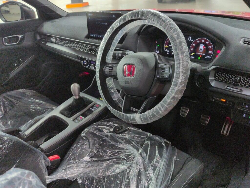 2026 HONDA CIVIC TYPE R RACING BLACK PACKAGE photo 3