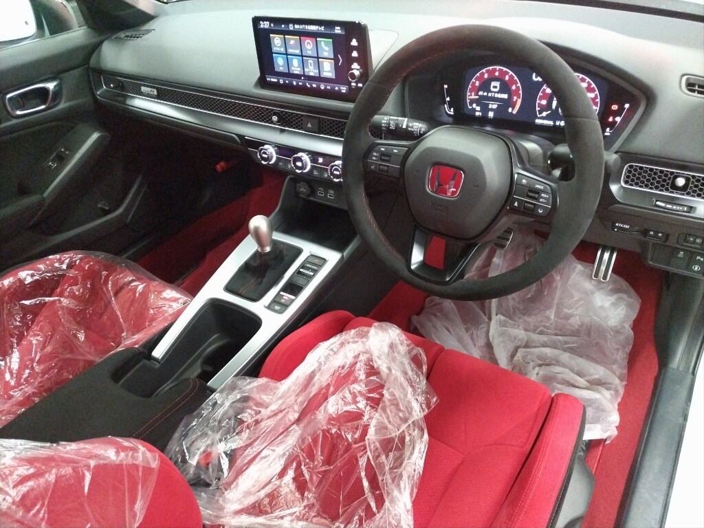 2024 HONDA CIVIC TYPE R photo 3