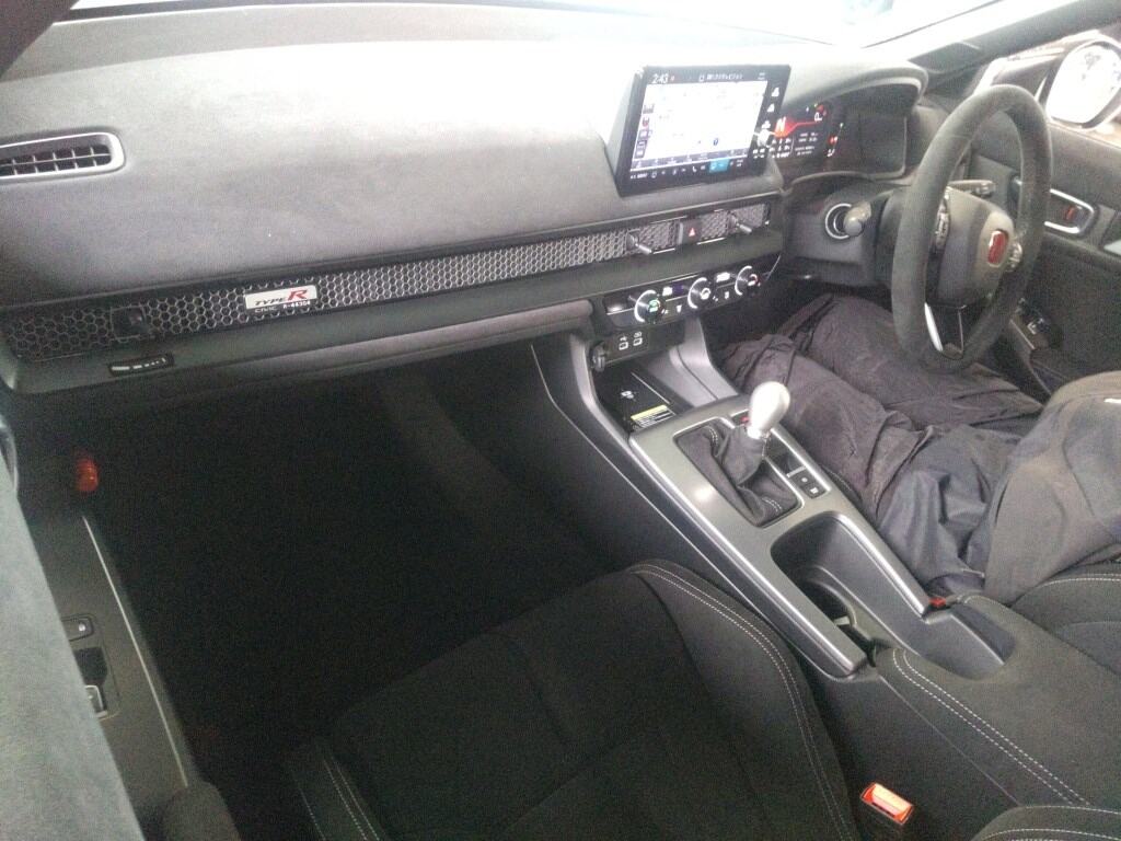 2025 HONDA CIVIC TYPE R RACING BLACK PACKAGE photo 3