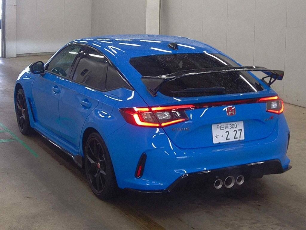 2025 TOYOTA CROWN SPORT SPORT Z (HEV) photo 3