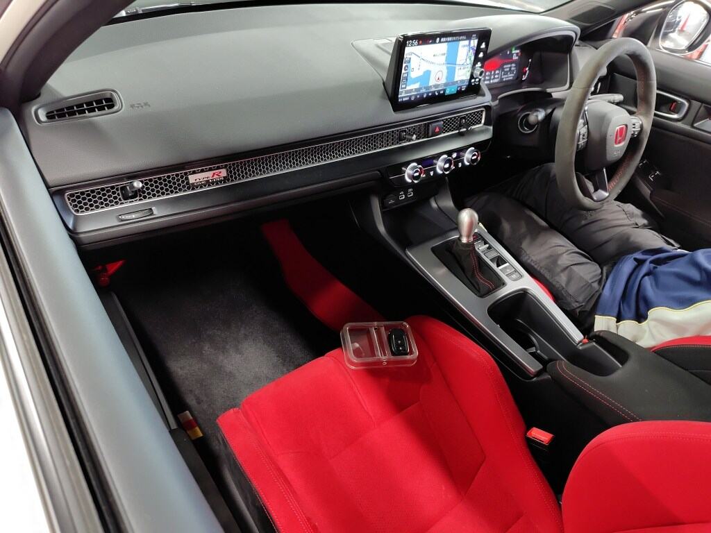 2024 HONDA CIVIC TYPE R photo 3
