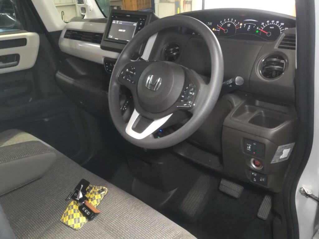 2022 HONDA N-BOX L photo 3