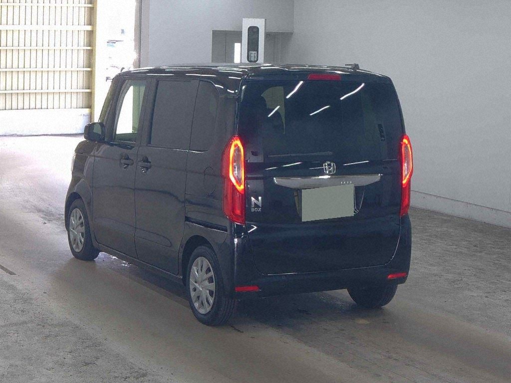 2021 HONDA N-BOX L photo 2