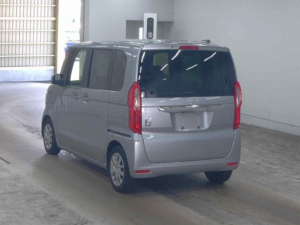 2022 HONDA N-BOX L photo 2