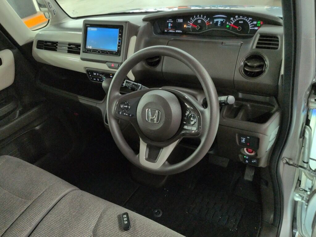 2021 HONDA N-BOX L photo 3