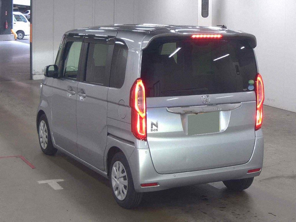 2021 HONDA N-BOX L photo 2