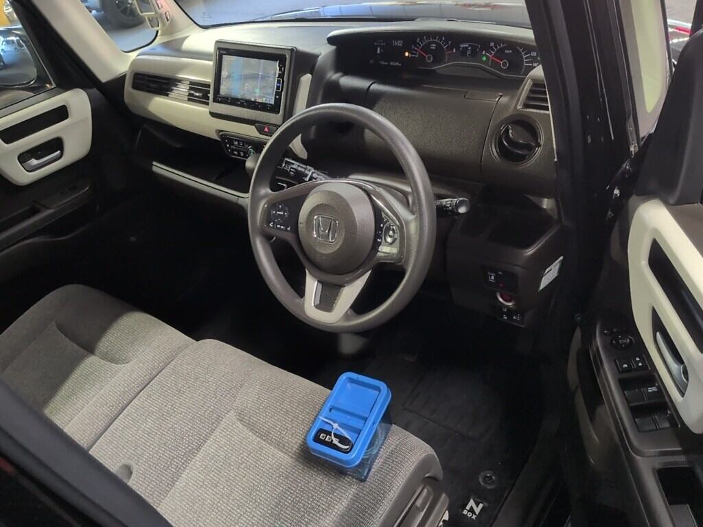 2022 HONDA N-BOX L photo 3