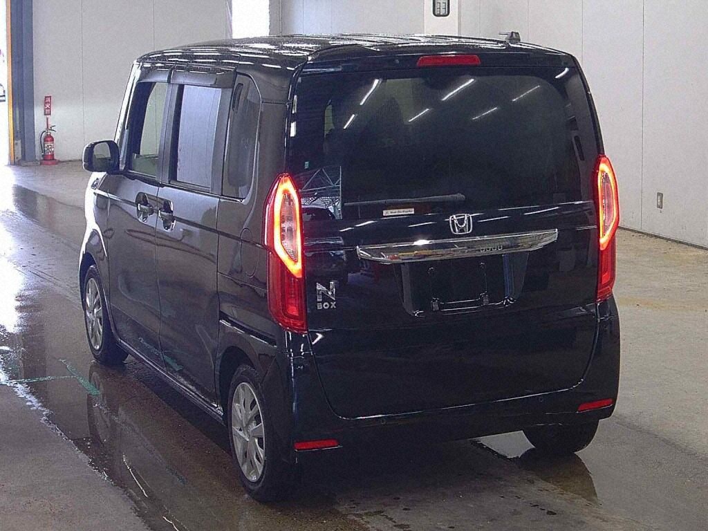 2021 HONDA N-BOX L photo 2