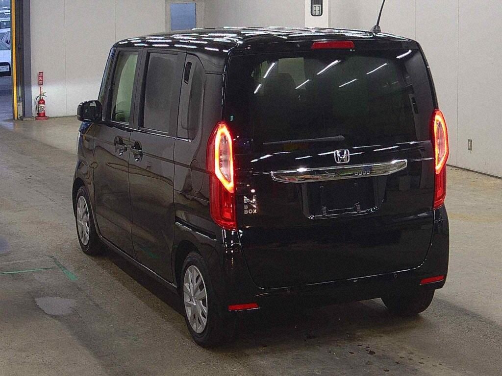 2021 HONDA N-BOX L photo 2