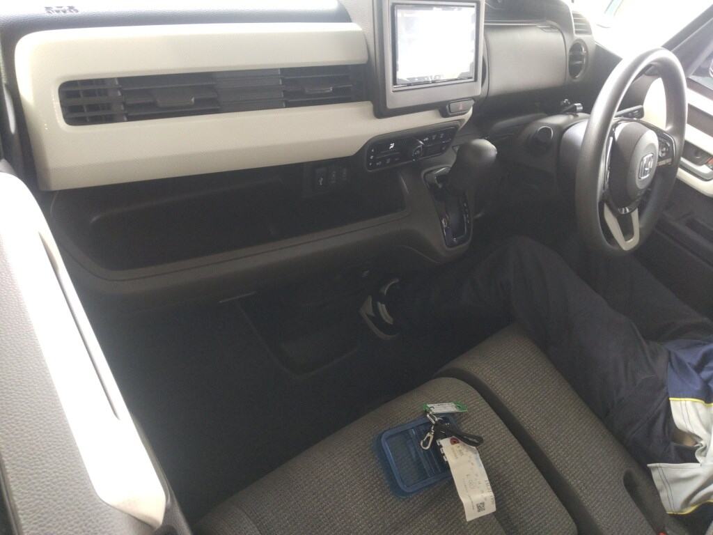 2021 HONDA N-BOX L photo 3