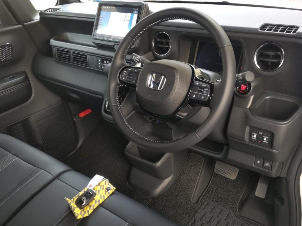2025 HONDA N-BOX CUSTOM TURBO COORDINATE STYLE TWO TONE photo 3