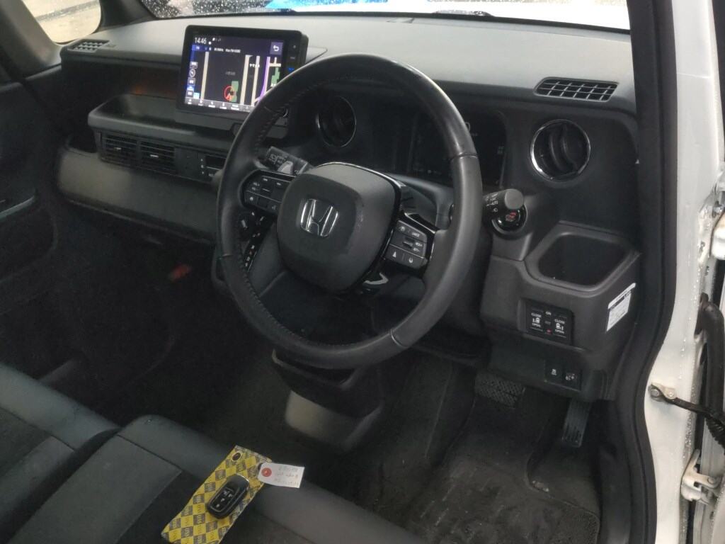 2024 HONDA N-BOX CUSTOM TURBO photo 3