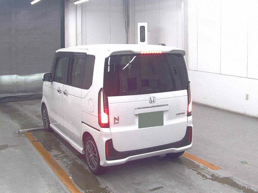 2024 HONDA N-BOX CUSTOM TURBO photo 2
