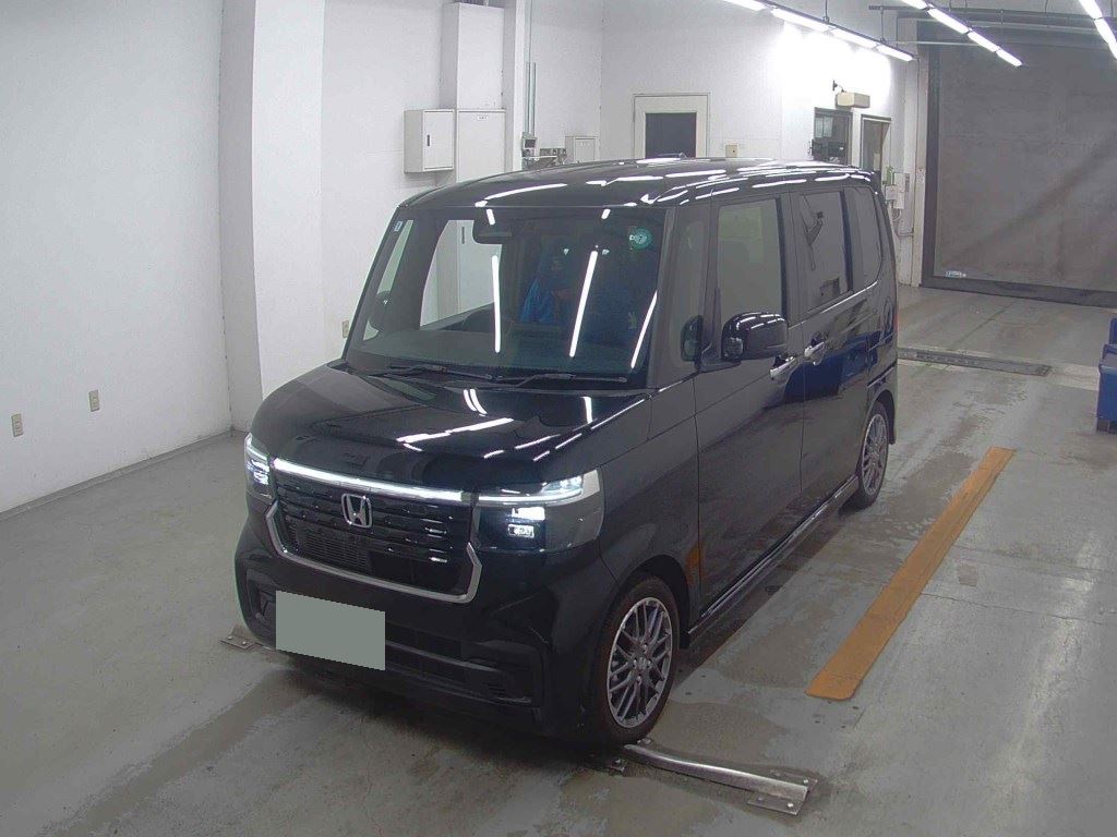 2024 HONDA N-BOX CUSTOM TURBO photo 4