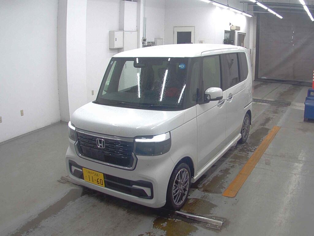2026 HONDA N-BOX CUSTOM TURBO photo 4