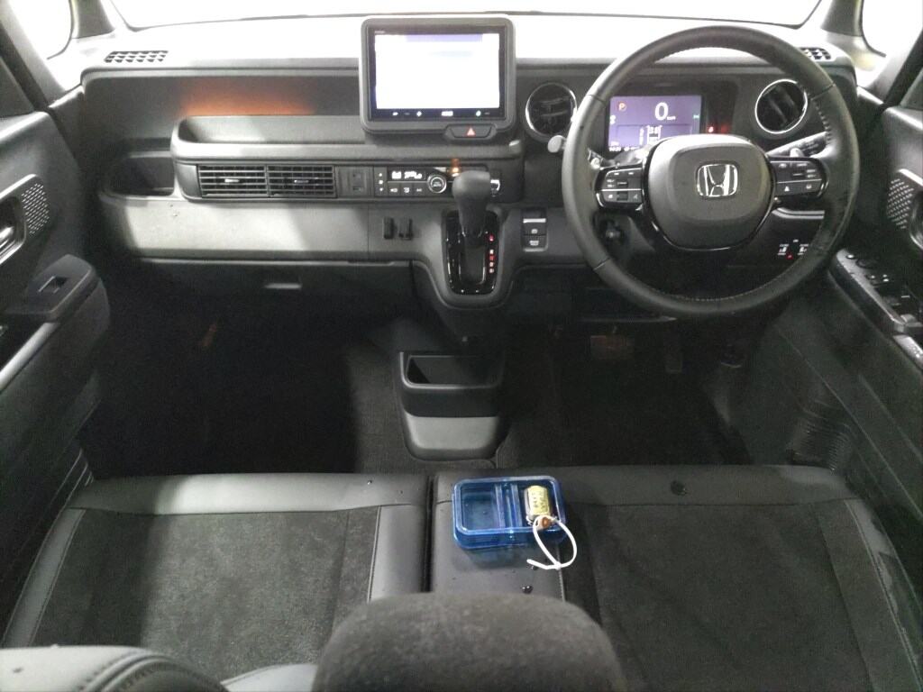 2024 HONDA N-BOX CUSTOM TURBO photo 3