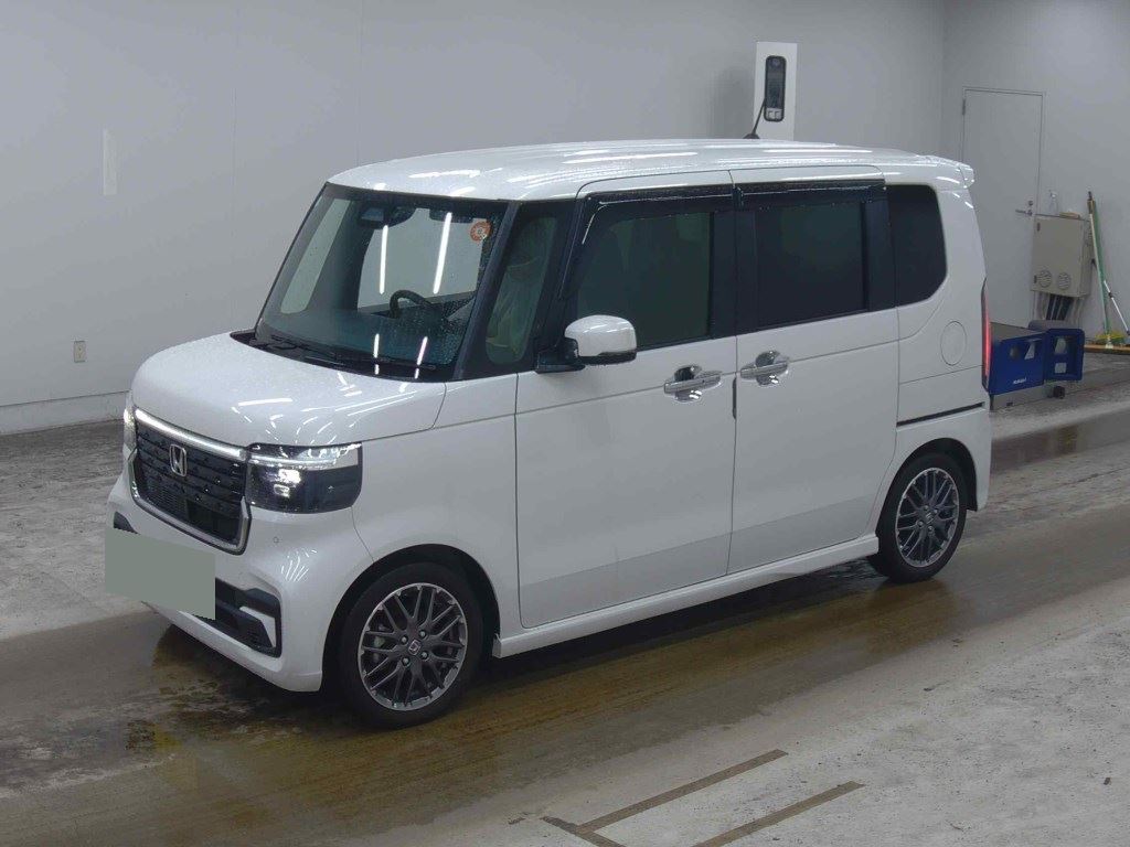 2024 HONDA N-BOX CUSTOM TURBO photo 4