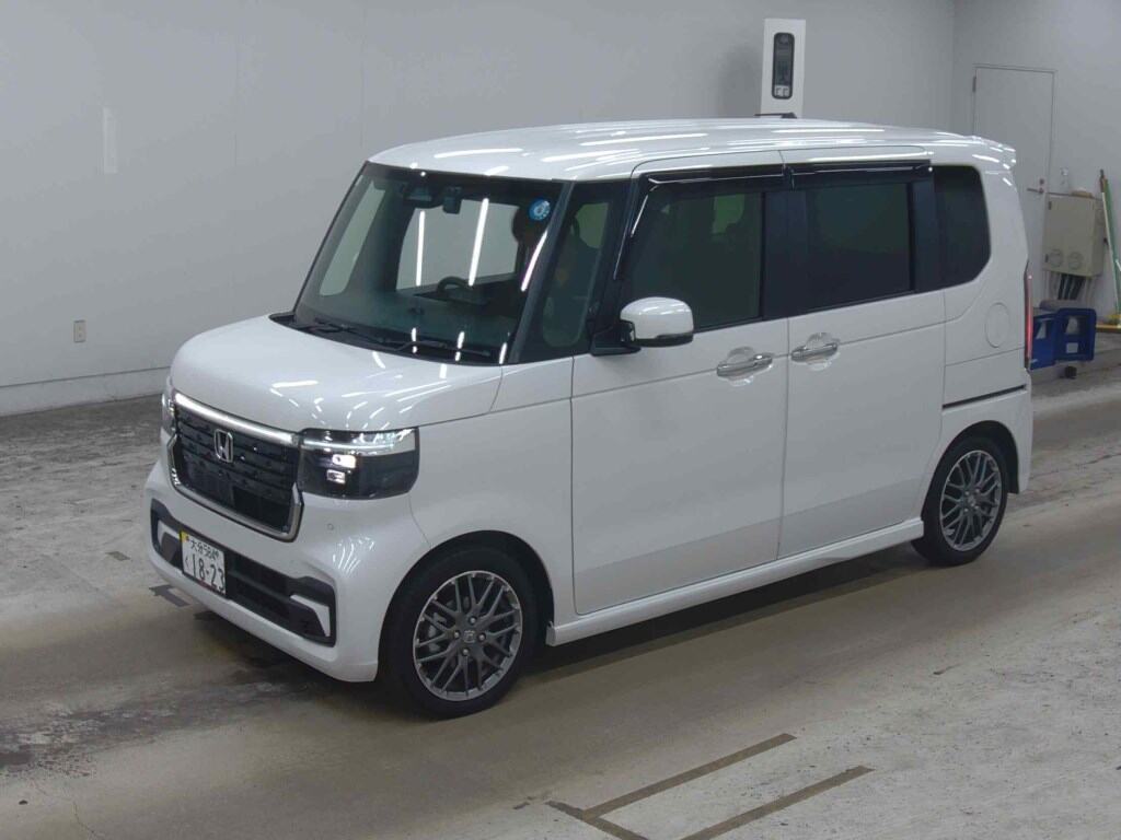 2024 HONDA N-BOX CUSTOM TURBO photo 4