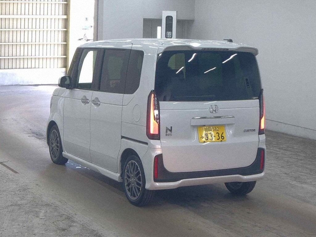 2025 HONDA N-BOX CUSTOM TURBO photo 2
