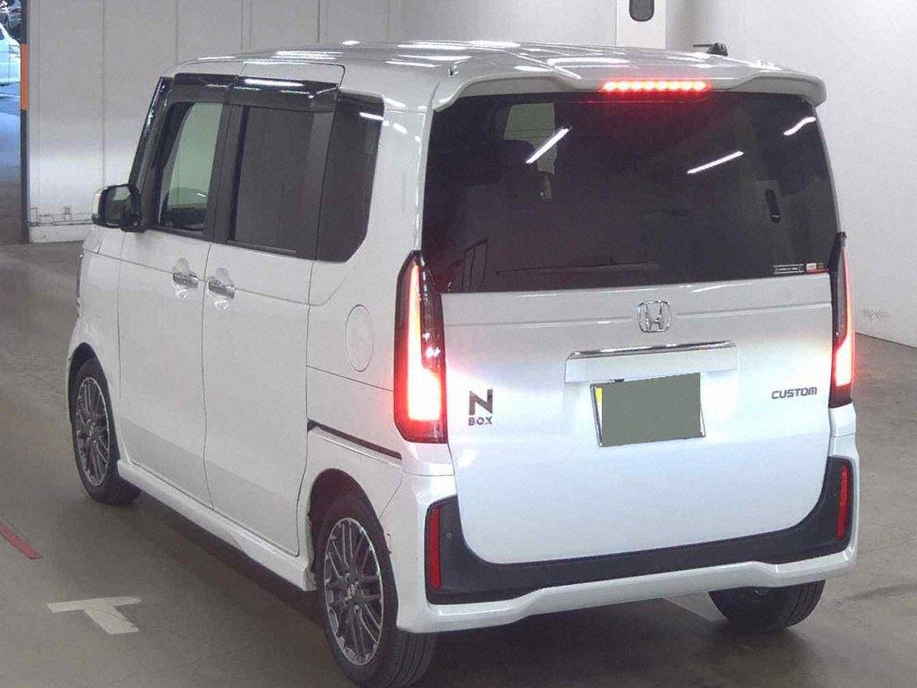 2024 HONDA N-BOX CUSTOM TURBO photo 2