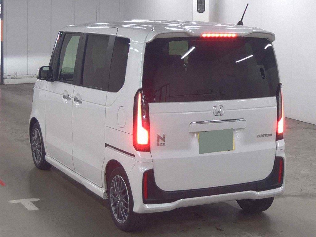 2024 HONDA N-BOX CUSTOM TURBO photo 2