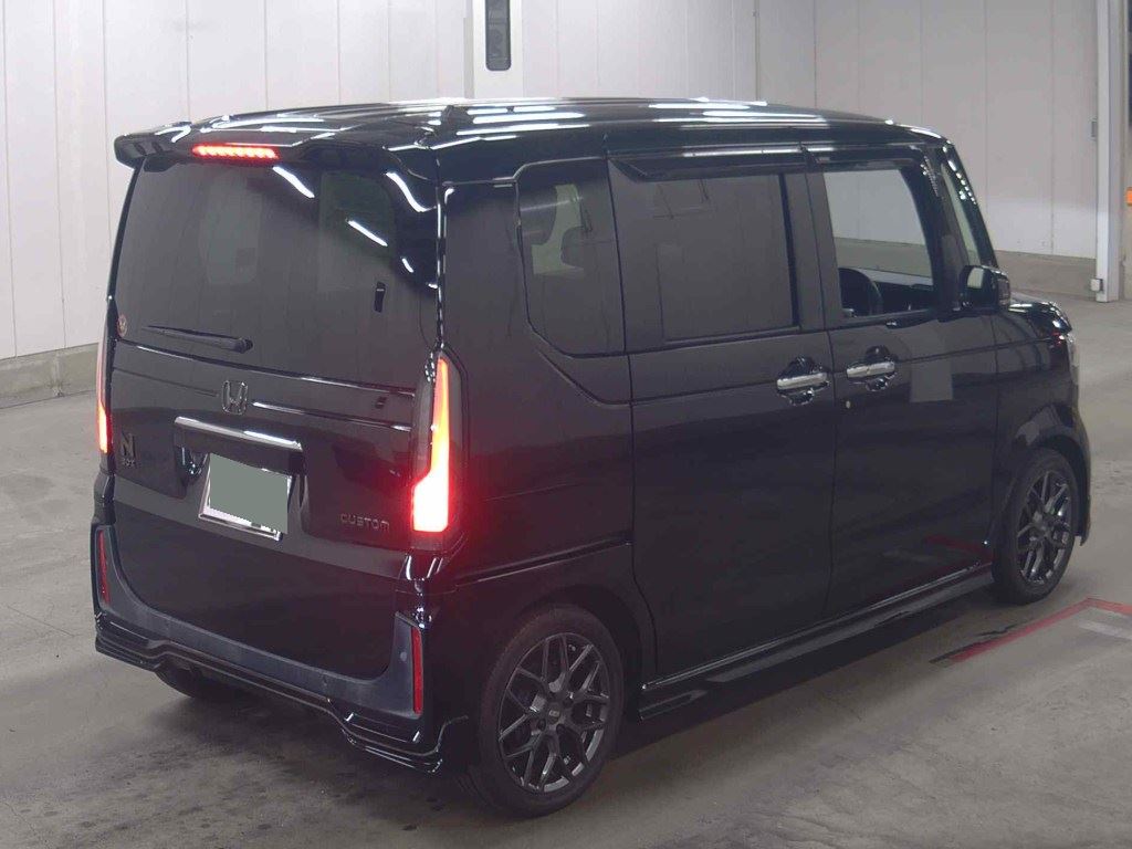 2024 HONDA N-BOX CUSTOM TURBO photo 5