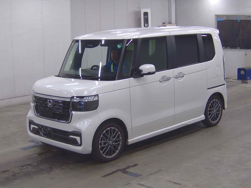 2023 HONDA N-BOX CUSTOM TURBO photo 4