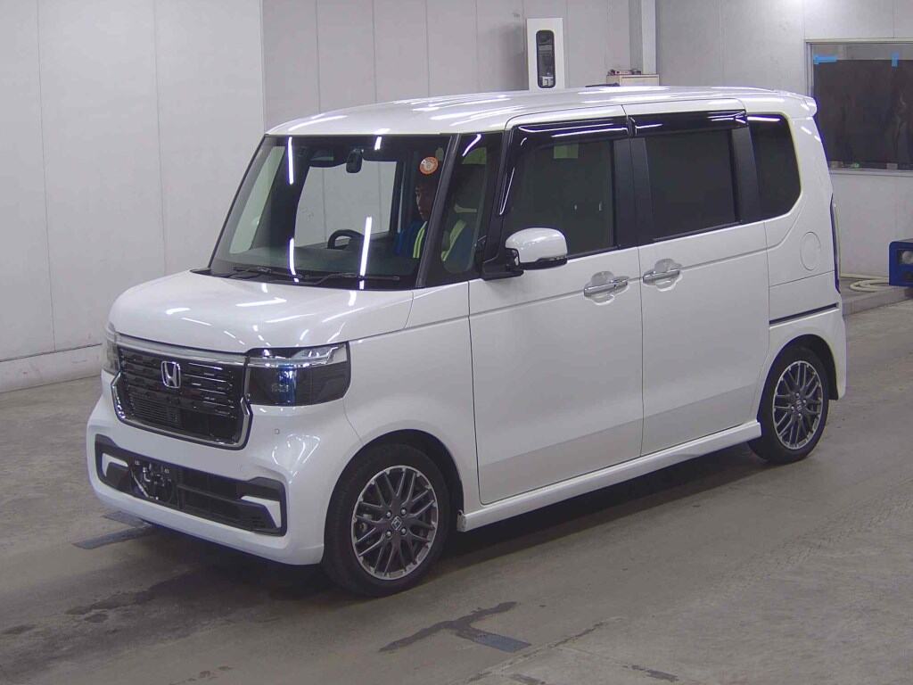 2023 HONDA N-BOX CUSTOM TURBO photo 4