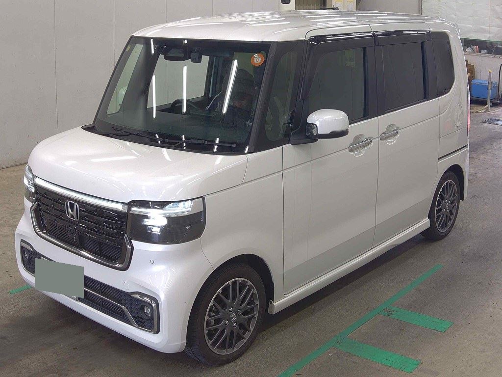 2023 HONDA N-BOX CUSTOM TURBO photo 4