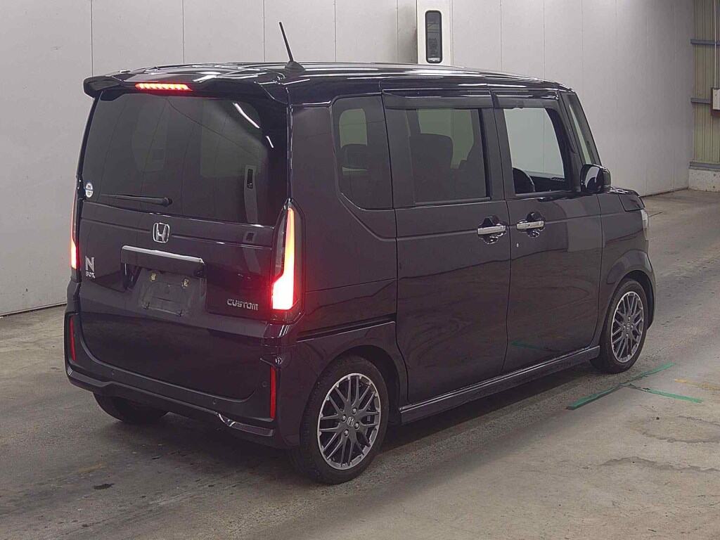 2024 HONDA N-BOX CUSTOM TURBO photo 5
