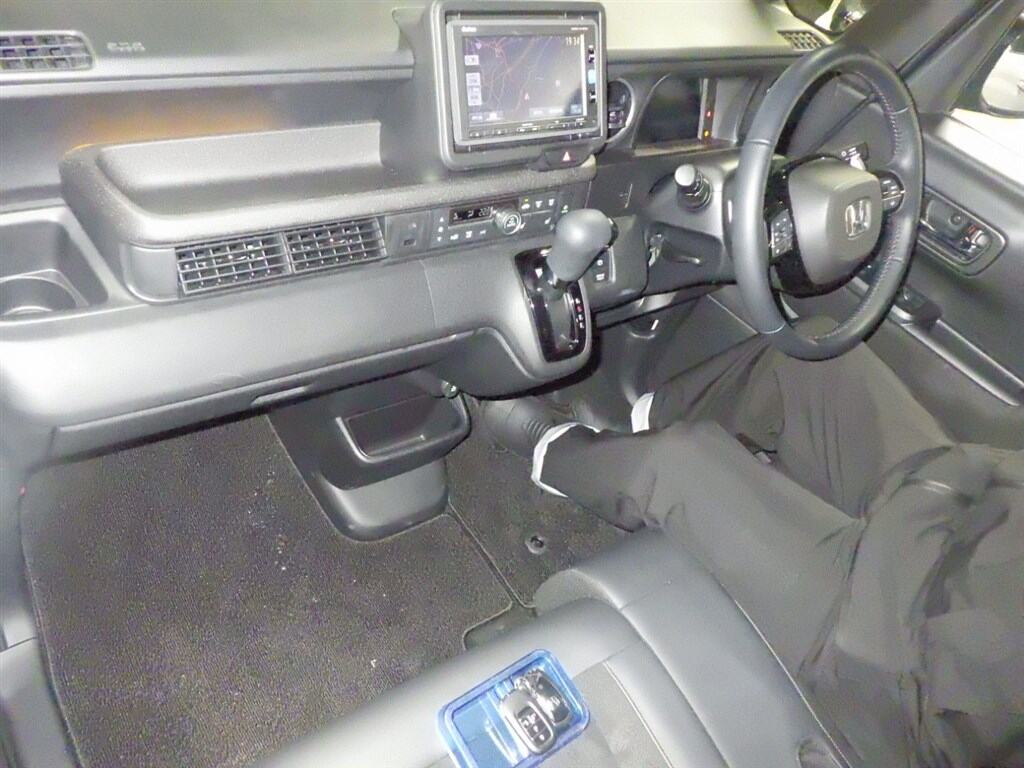 2023 HONDA N-BOX CUSTOM TURBO photo 3