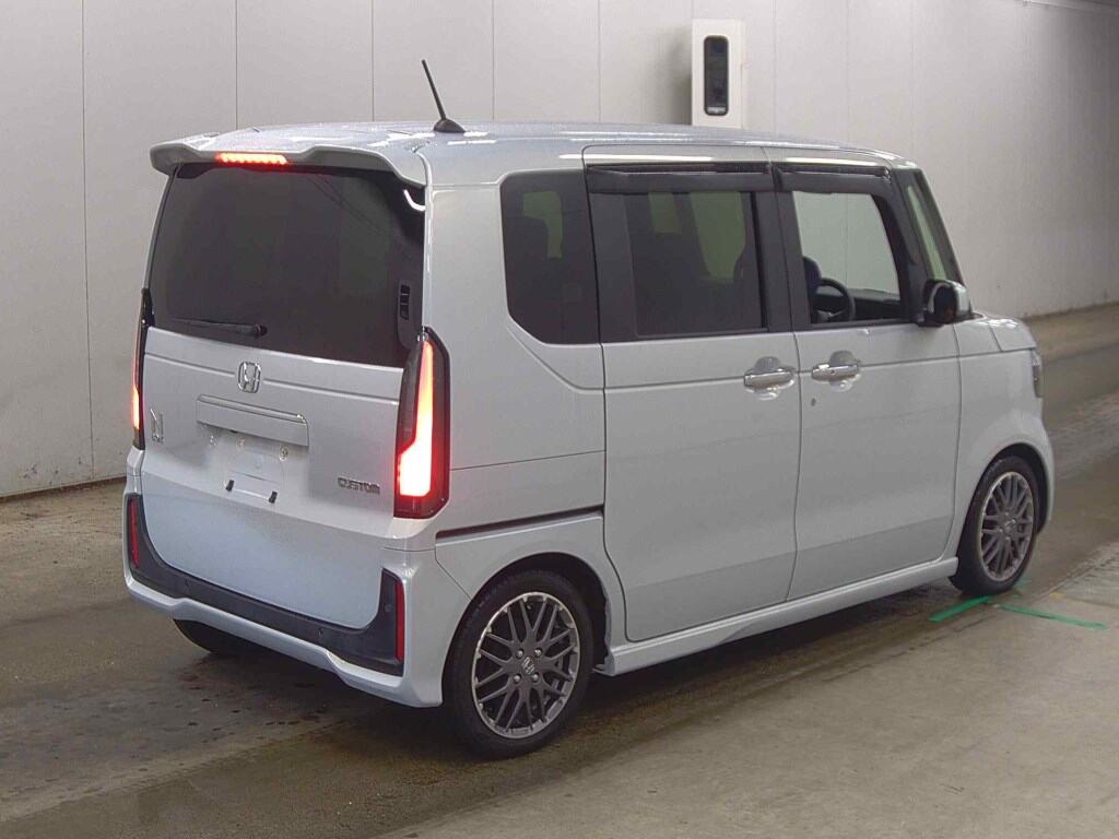 2023 HONDA N-BOX CUSTOM TURBO photo 5