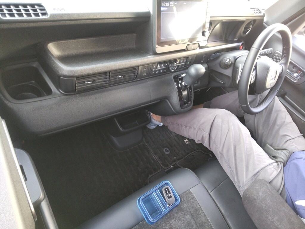 2026 HONDA N-BOX CUSTOM TURBO photo 3